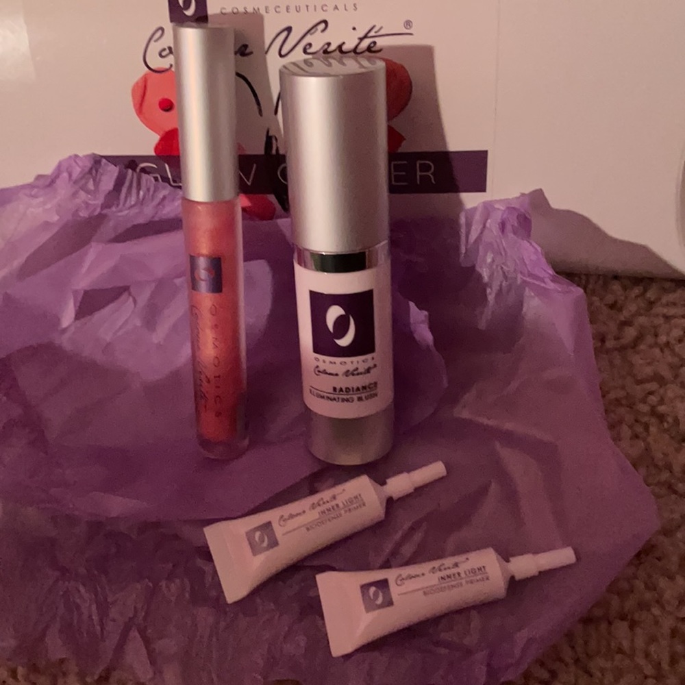Osmotics Colour Verite’ Glow Getter Set